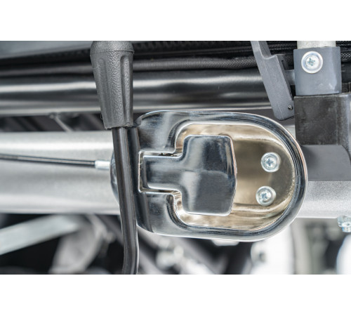 Кресло-коляска электрическая MET Comfort 42