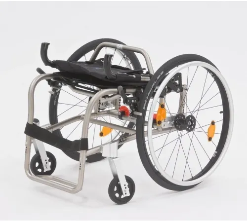 Кресло-коляска активного типа MET Invacare XLT